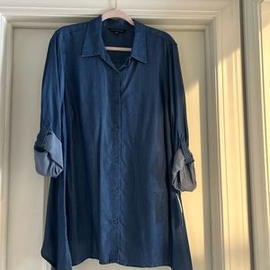 Denim dress or long shirt has pointed edge bottom!